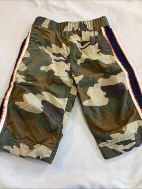 The Children's Place - Lined Camo Cargo Shorts with Side Stripe - Green Camo